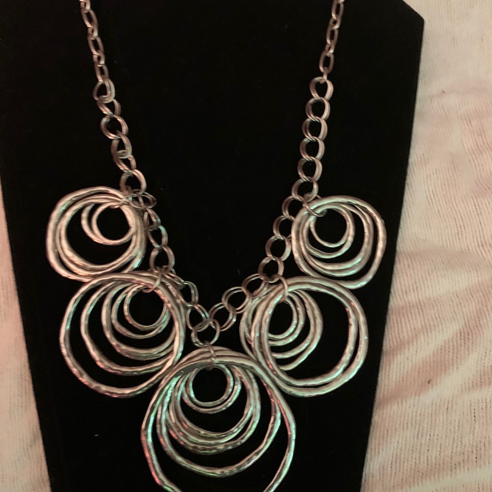 Woman’s necklace